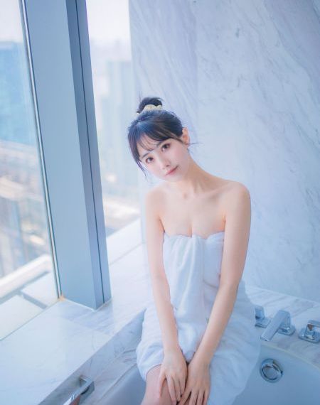欧美迷人的模特写真_蓝光高清电影在线